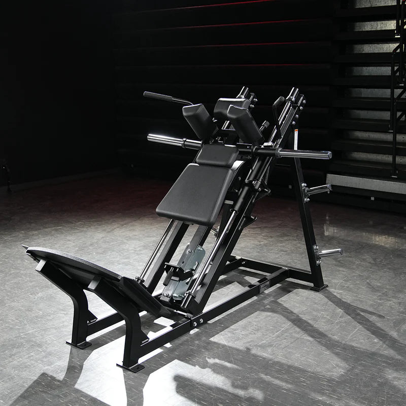 Plate-Loaded Hack Squat – Life Fitness